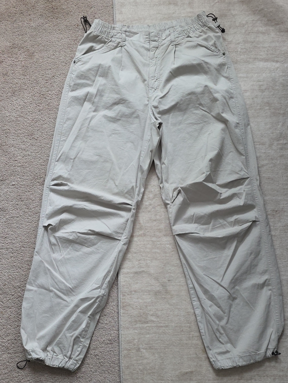 Bershka Light Gray Elastic-Waist Joggers